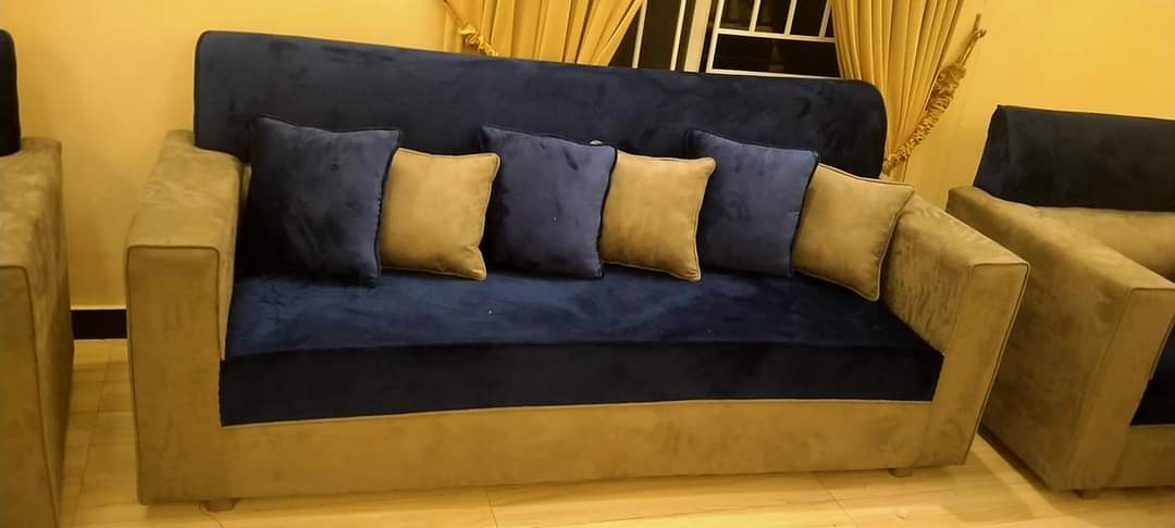 Sofa Repairing Service in Chanakyapuri Delhi